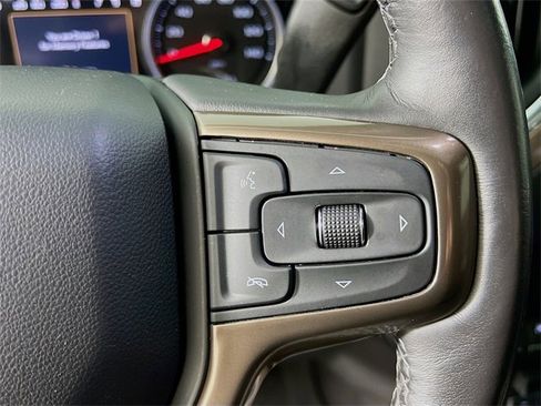 Used 2022 Chevrolet Silverado 1500 High Country image 34