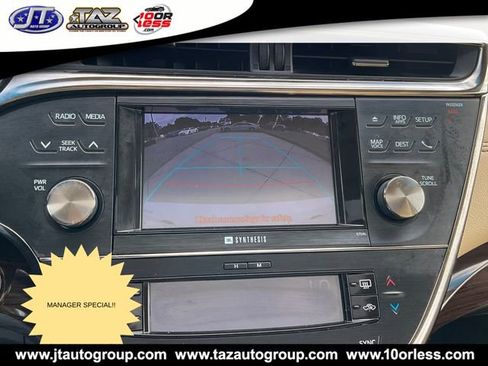 Used 2013 Toyota Avalon Limited image 18