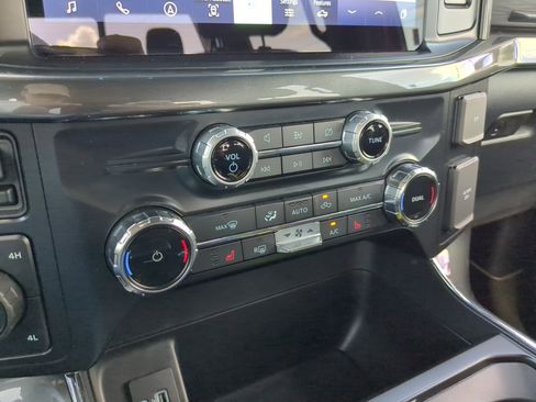 Used 2022 Ford F150 XLT w/ Equipment Group 302A High image 27