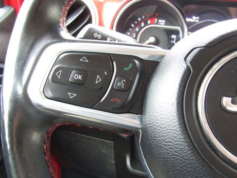 Used 2021 Jeep Wrangler Unlimited Rubicon AWD/4WD image 28