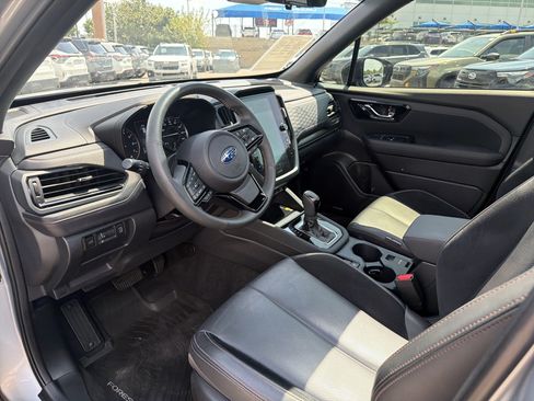 Certified 2025 Subaru Forester Touring AWD/4WD image 25