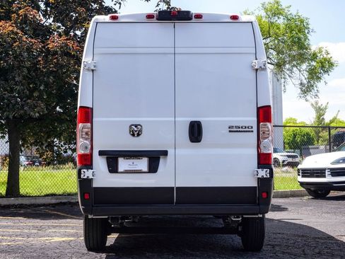 Used 2023 RAM ProMaster 2500 FWD image 8