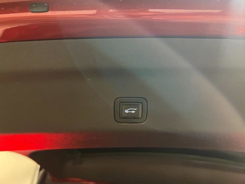 Used 2023 Cadillac Escalade V AWD/4WD image 39