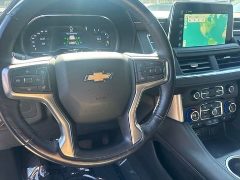 Used 2022 Chevrolet Tahoe LT w/ Luxury Package AWD/4WD image 7