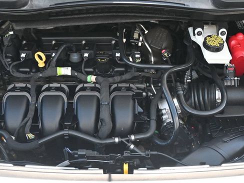 Used 2019 Ford Transit Connect XL FWD image 18