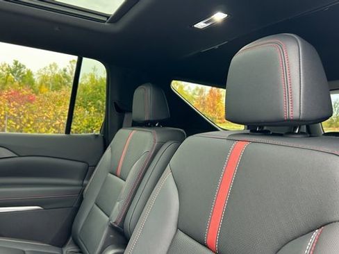 Certified 2024 Chevrolet Traverse RS w/ LPO, Floor Liner Package image 46