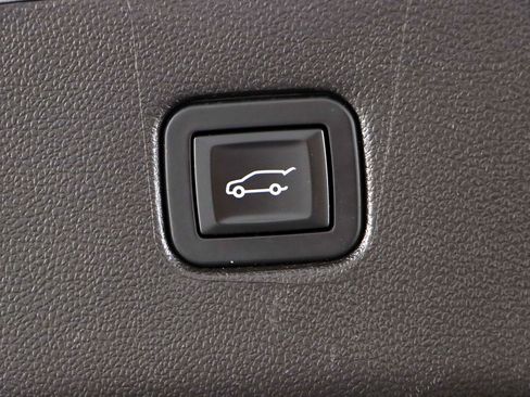 Used 2019 Chevrolet Blazer LT image 29