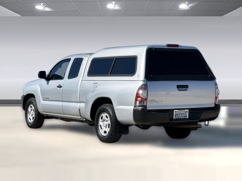 Used 2011 Toyota Tacoma 2WD Access Cab image 3