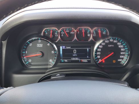 Used 2017 Chevrolet Tahoe LT AWD/4WD image 11