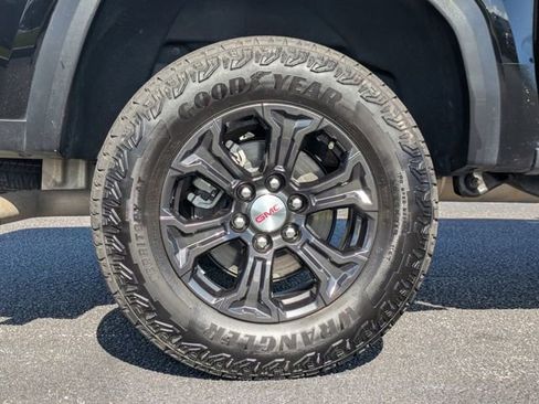 Used 2024 GMC Canyon Elevation w/ Convenience Package image 10