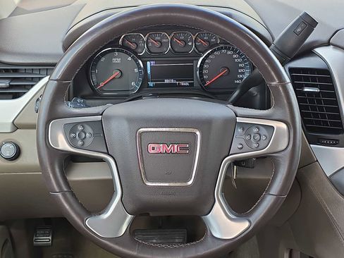 Used 2017 GMC Yukon SLE w/ Convenience Package image 19