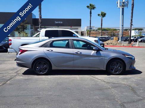 Certified 2023 Hyundai Elantra SEL FWD image 8