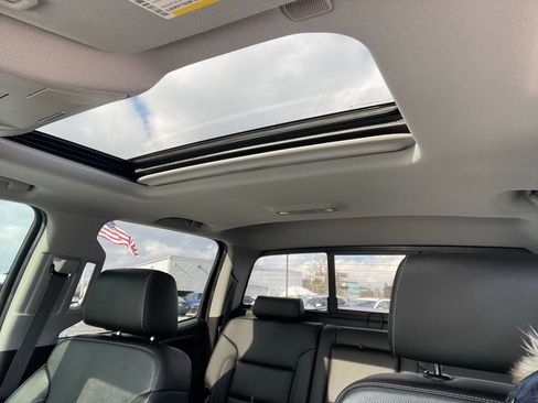 Used 2018 Chevrolet Silverado 1500 LTZ Z71 w/ Centennial Edition image 26