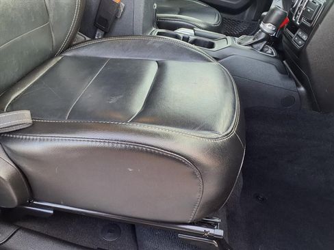 Used 2021 Jeep Wrangler Sahara w/ Cold Weather Group image 17