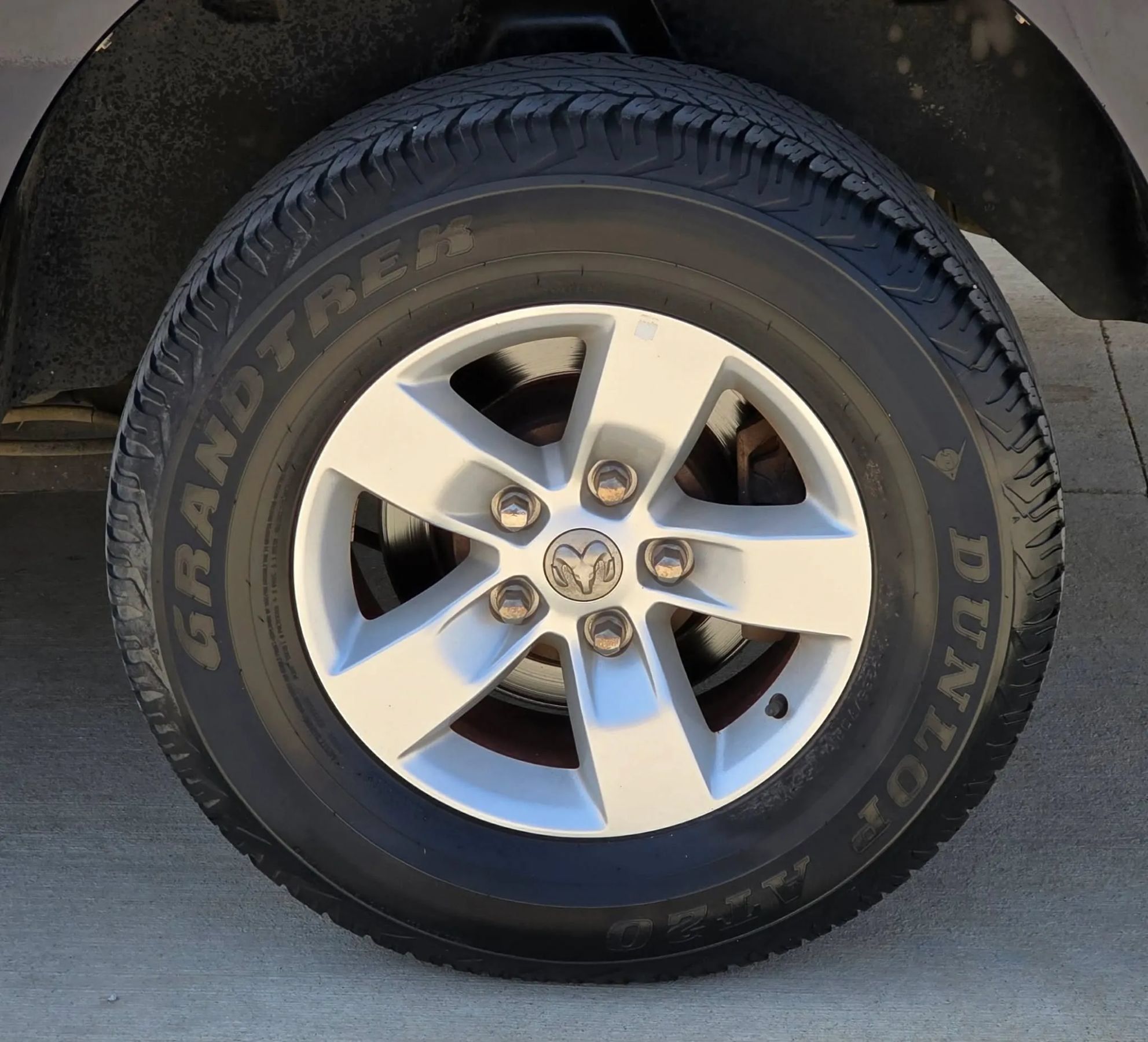 Used 2016 RAM 1500 Tradesman w/ Chrome Appearance Group RWD image 22