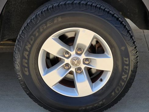 Used 2016 RAM 1500 Tradesman w/ Chrome Appearance Group RWD image 22