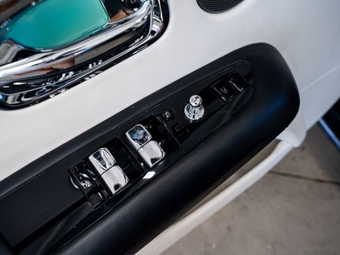 Used 2022 Rolls-Royce Ghost AWD/4WD image 21