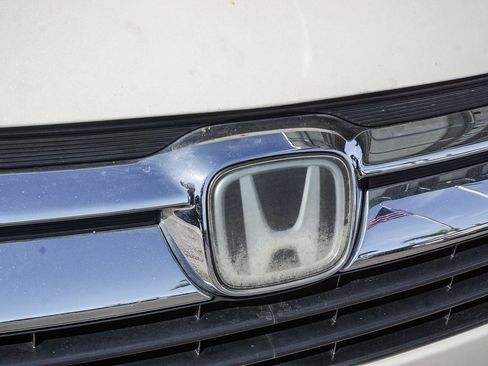 Used 2019 Honda Odyssey EX image 11