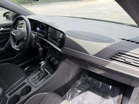 Used 2023 Volkswagen Jetta Sport FWD image 33