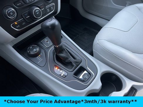 Certified 2021 Jeep Cherokee Latitude Lux w/ Trailer Tow Group image 57