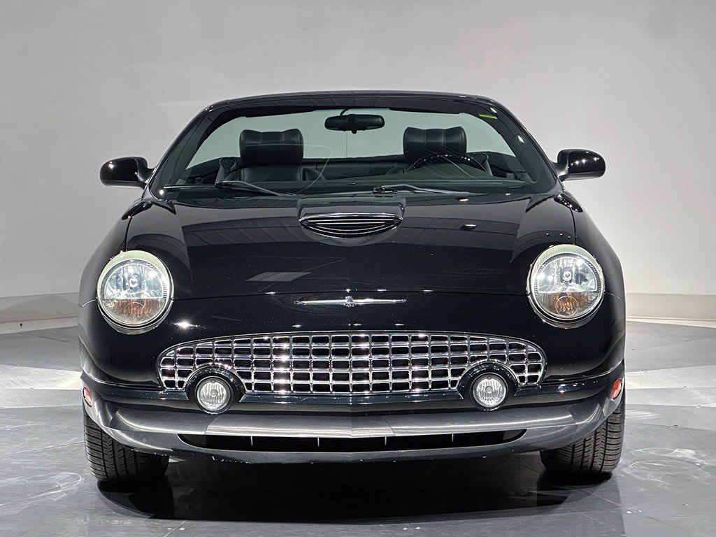Used 2002 Ford Thunderbird RWD image 3