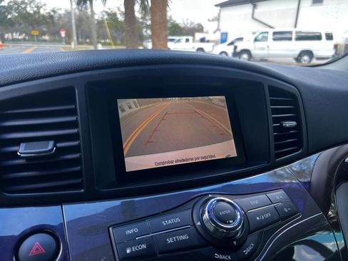 Used 2016 Nissan Quest SL image 13