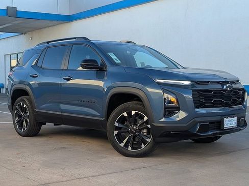 New 2026 Chevrolet Equinox RS w/ Safety and Technology Package AWD/4WD image 2
