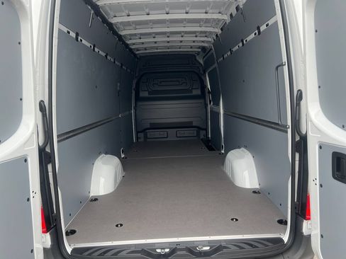 New 2026 Mercedes-Benz Sprinter 2500 image 14