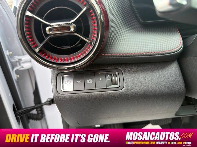 Used 2026 Chevrolet Equinox RS AWD/4WD image 27