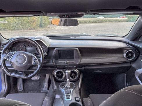 Used 2021 Chevrolet Camaro LT w/ RS Package image 11