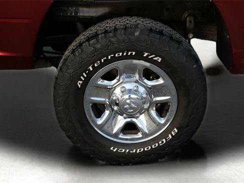 Used 2018 RAM 2500 Tradesman w/ Chrome Appearance Group image 24