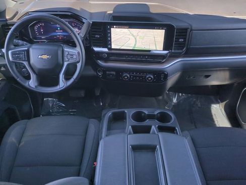 Used 2025 Chevrolet Silverado 2500 LT w/ Convenience Package AWD/4WD image 28