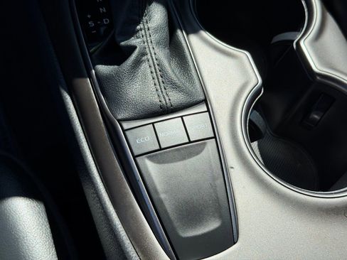 Used 2023 Toyota Camry SE w/ Convenience Package image 24