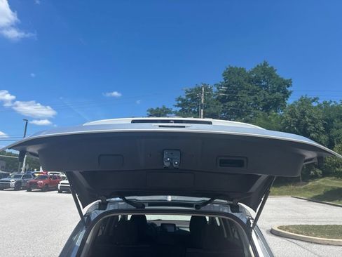 Used 2023 Nissan Rogue SV AWD/4WD image 11