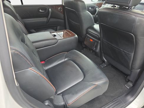 Used 2019 Nissan Armada Platinum w/ Captain's Chairs Package RWD image 11