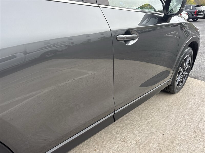 Used 2018 MAZDA CX-5 Touring w/ Preferred Equipment Package AWD/4WD image 20