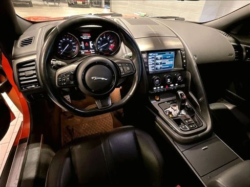 Used 2015 Jaguar F-TYPE Coupe image 18