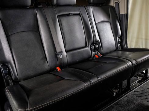 Used 2017 RAM 2500 Laramie w/ Sport Appearance Group image 30