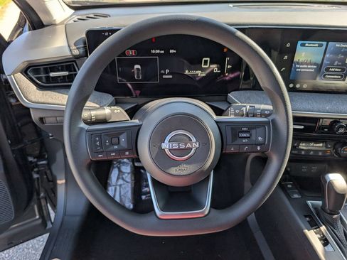 New 2026 Nissan Kicks SV w/ Cold Weather Package FWD image 20