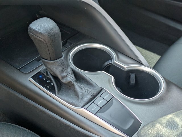 Used 2023 Toyota Camry LE FWD image 19