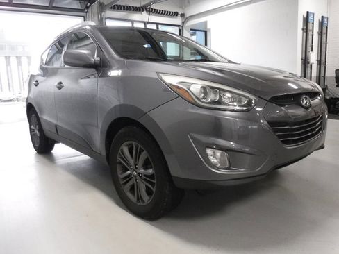 Used 2014 Hyundai Tucson SE image 5