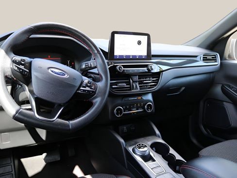 Used 2025 Ford Escape ST-Line FWD image 14