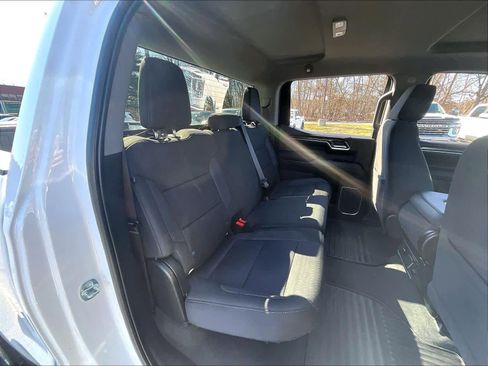 Used 2023 Chevrolet Silverado 1500 LT image 15