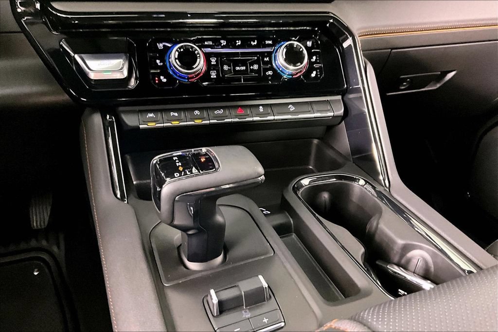 Used 2026 GMC Sierra 1500 AT4 w/ AT4 Premium Package AWD/4WD image 9