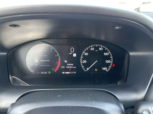 Used 2024 Honda HR-V Sport image 13