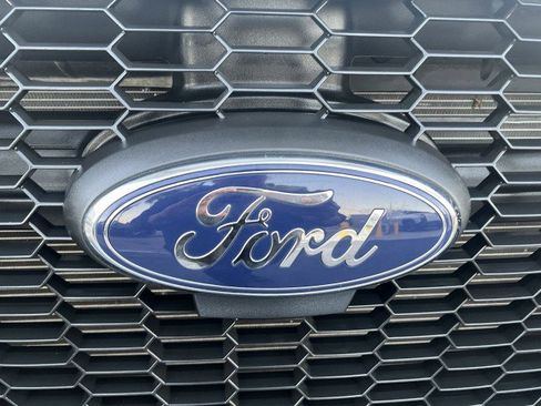 Used 2024 Ford Transit 250 Low Roof w/ Exterior Upgrade Package image 27