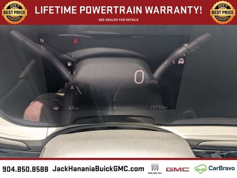 Used 2025 Buick Envista Avenir FWD image 30