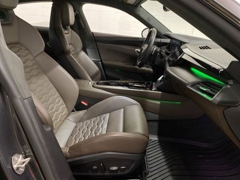 Used 2023 Audi RS e-tron GT w/ Carbon Performance Package image 81