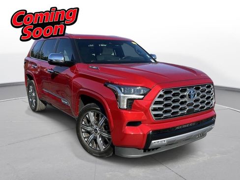 Certified 2024 Toyota Sequoia Capstone image 4