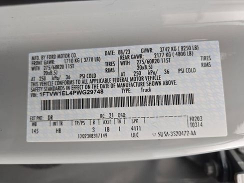 Used 2023 Ford F150 Lightning Lariat image 51